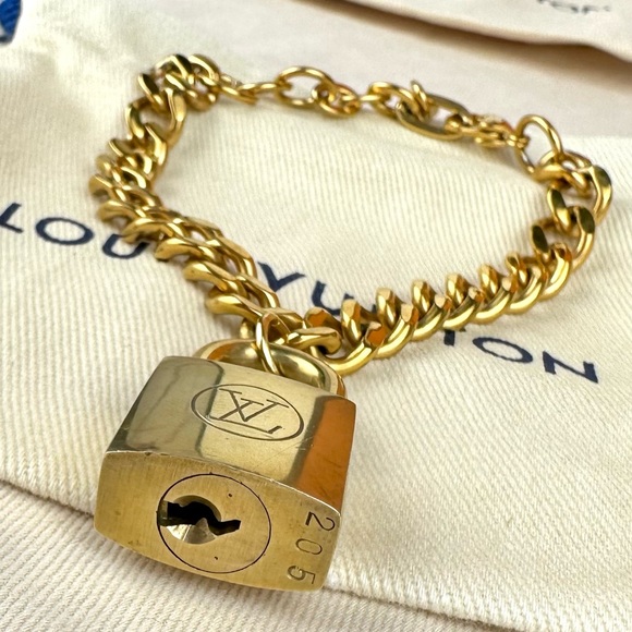 Louis Vuitton vintage lock bracelet chain HANDMADE - Picture 2 of 4